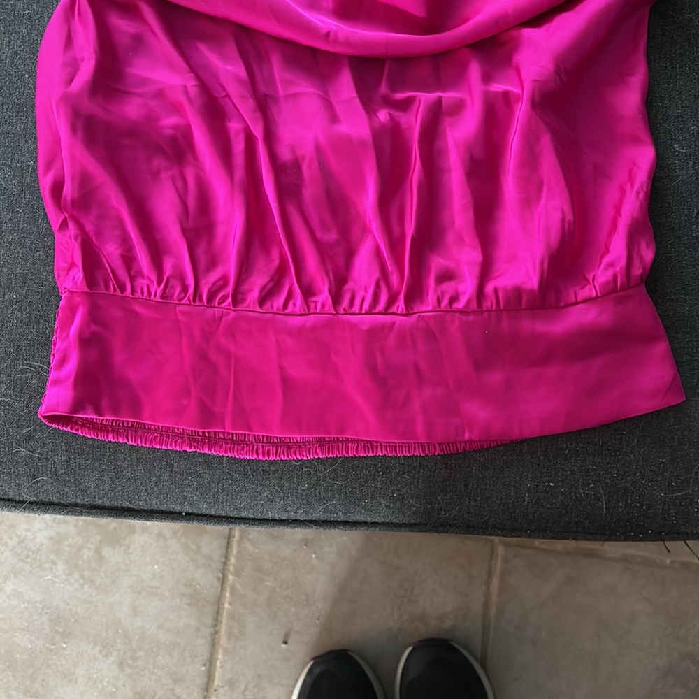 Express halter top SOLD OUT - Picture 3 of 9